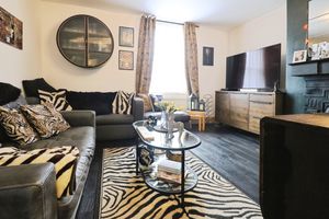 Photo 19- click for photo gallery